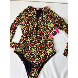 Betsey Johnson Strawberry Print Long Sleeve rash gard Zip Up Swimsuit Large